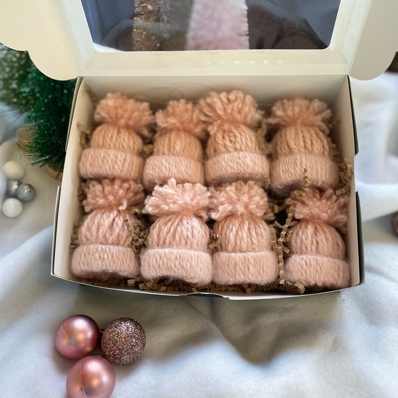 Handmade miniature blush pink beanie hat ornaments - Picture 3 of 7